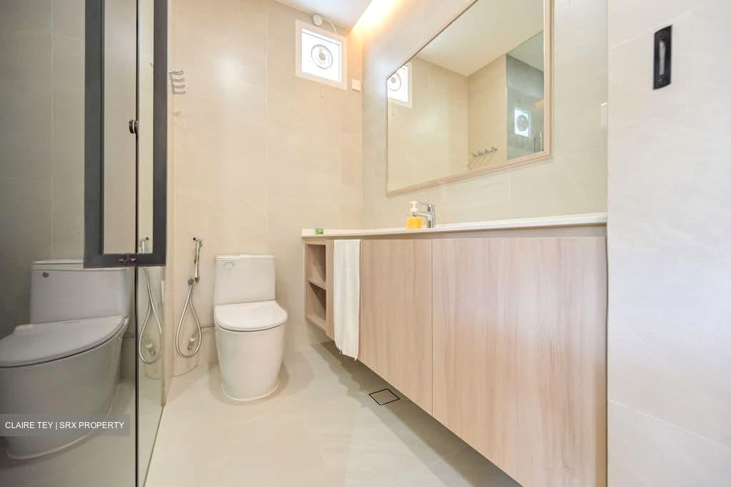 Sennett Drive (D16), Semi-Detached #604815411
